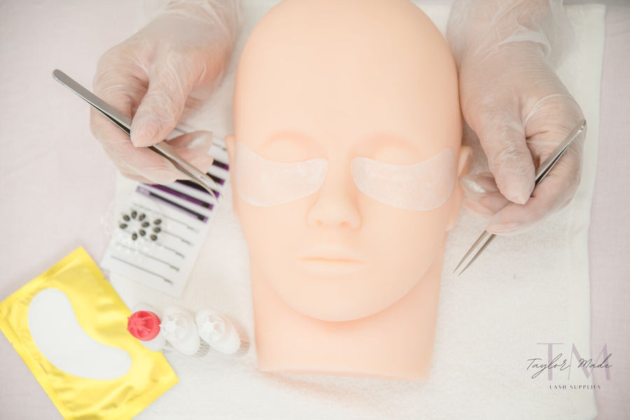 Lash Practice Mannequin
